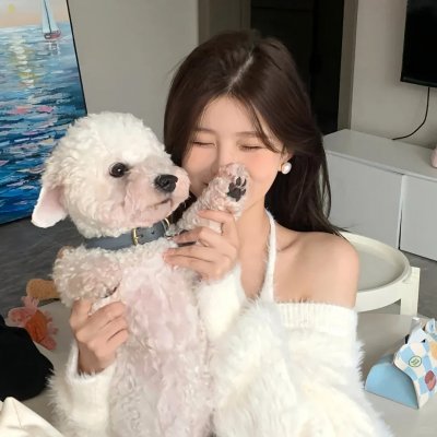 邪恶的蕾丝莉
